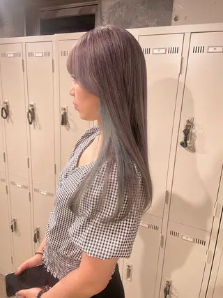 ロング カラー パーマ ヘアアレンジ メンズ キッズ ネイル マツエク・マツパ アイブロウ 透明感カラー・レイヤ ー🎀amika🎀のヘアスタイル