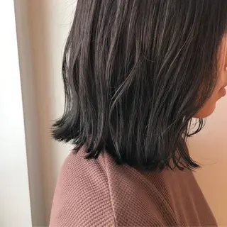 ミディアム 尾籠 美幸 (オゴモリ ミユキ)のヘアスタイル