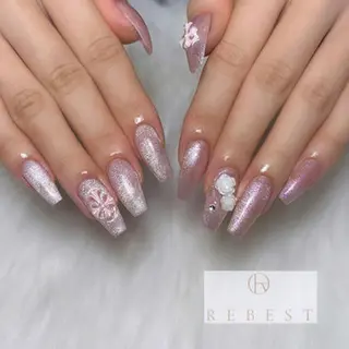 ネイル ＲＥＢＥＳＴ ＮＡＩＬ心斎橋店💅のネイルデザイン