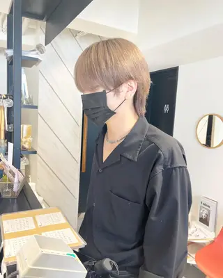 メンズ デザイン🥇複雑履歴 ハイトーン特化のヘアスタイル