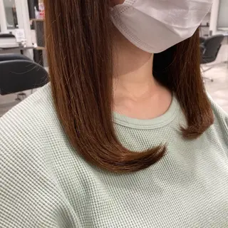 セミロング ピンクカラー🎀 米津 美佑のヘアスタイル