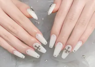 ネイル PLATA LISAのネイルデザイン