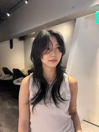 ロング M.slash  元町店所属・ミユ 🥣🫧のヘアスタイル
