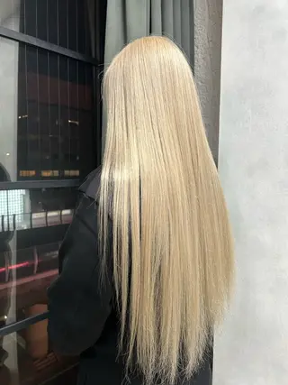 ロング カラー ✨ブリーチ特化✨ 💚Acchon💚のヘアスタイル