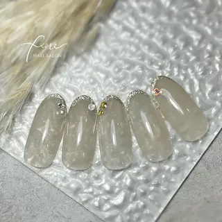 ネイル フィオーレ  fiore所属・fiore みゆきのネイルデザイン