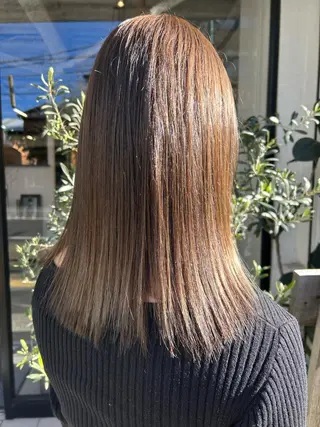 ミディアム 木村 陽菜のヘアスタイル