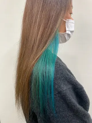 カラー 手塚 由佳のヘアスタイル