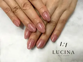 ネイル 新橋 ルキナ スタッフのネイルデザイン