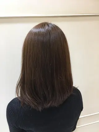 セミロング カラー 吉原 雪乃のヘアスタイル