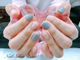 ネイル Nailsalon Reine所属・玉栄 伶奈のネイルデザイン