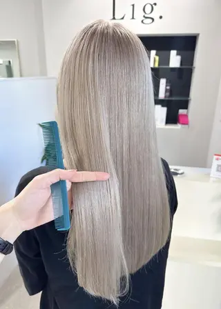 セミロング カラー ✨【公式】 Lig.横浜✨のヘアスタイル