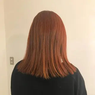 ミディアム カラー 入江 志穂のヘアスタイル