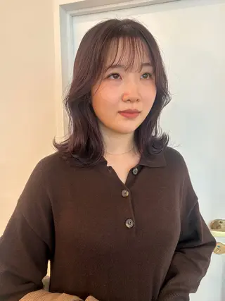 ミディアム レイヤーカット/ 透明感カラーmikuのヘアスタイル