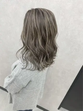 ミディアム カラー ネイル マツエク・マツパ アイブロウ hair terra ce M奈良店のヘアスタイル