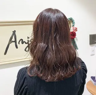 セミロング キクチ リオのヘアスタイル