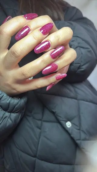 ネイル nailsalon　hue所属・小山 羽奈のネイルデザイン