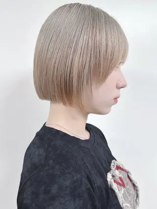 ショート とうい/パーマボブ/ くせ毛/丸みボブのヘアスタイル
