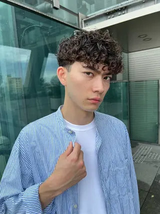 メンズ ブリーチしない暖色 カラー🥀杉 優菜のヘアスタイル