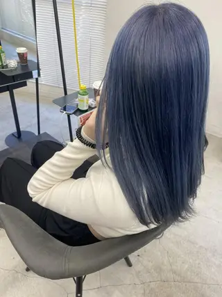 カラー ロング 🪽ワンホン🪽韓国 海外系🪽陽菜🪽のヘアスタイル