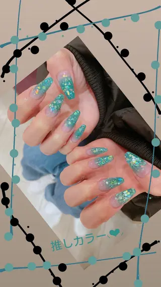 ネイル ネイル ティアラのネイルデザイン