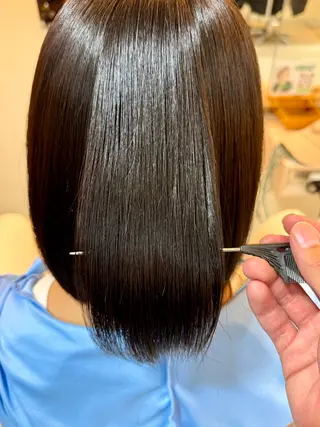 ミディアム ⭐️縮毛矯正⭐️ メンズパーマ⭐️赤松のヘアスタイル