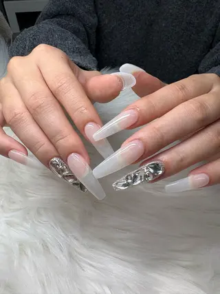 ネイル SHION のネイルデザイン