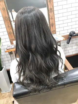 ロング カラー THREE所属・THREE 関根大のヘアスタイル