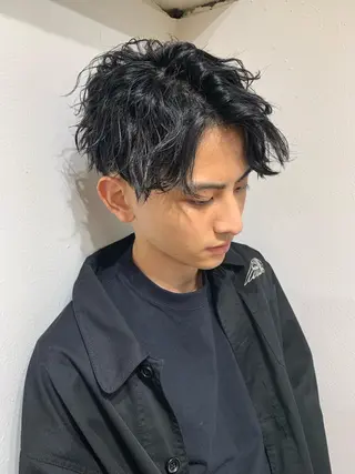 ミディアム パーマ メンズ Chill所属・三矢 ちなつのヘアスタイル