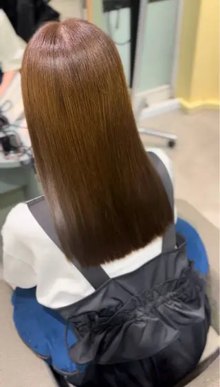 セミロング カラー 高野 春菜のヘアスタイル