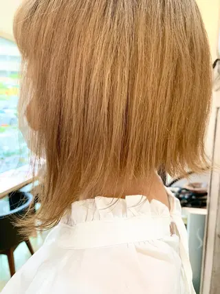 ミディアム カラー DiMPlE  ディンプル所属・🌸スタイリスト 山浦美恵のヘアスタイル