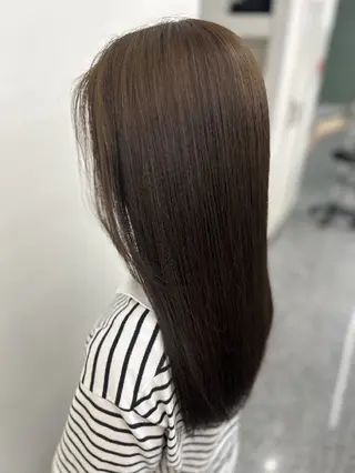 セミロング 艶髪縮毛矯正🪽💫 安田彩愛のヘアスタイル