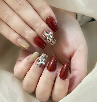 ネイル 小 雨のネイルデザイン