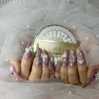 ネイル hinata池袋 🌙WOLTOKYOのネイルデザイン