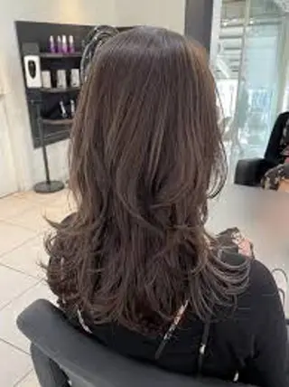 ロング カラー 小林 優斗のヘアスタイル