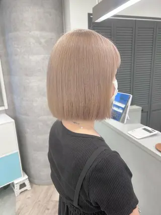ショート カラー ハイトーン特化サロン 🍑momo🍑のヘアスタイル