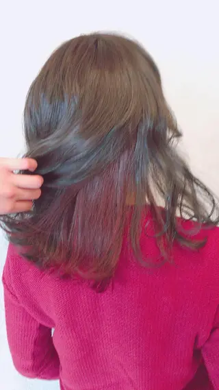 ミディアム MAAT所属 AKANEのヘアスタイル