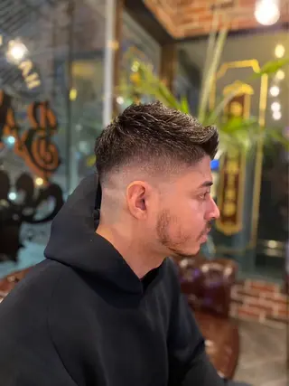 ショート メンズ 山﨑 彰太のヘアスタイル