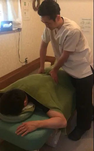 リラクゼーションほぐリッチ所属・ほぐリッチ いさ先生&よし先生のエステ・リラクイメージ