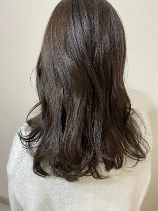 カラー セミロング ヘアアレンジ See by merのマツエク・マツパデザイン