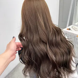 ロング カラー ヘアアレンジ ブリーチなしカラー /ベージュ/安形翔のヘアスタイル