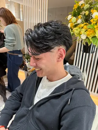 パーマ Rem所属・メンズ特化 代表　岡　大斗のヘアスタイル