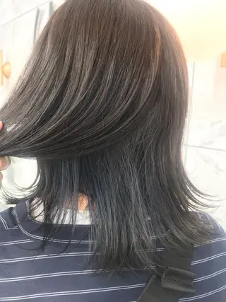 ミディアム カラー 茂木 結希のヘアスタイル