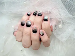 ネイル ガールネイルサロン所属・ガール　ネイルサロン 垣内　英里のネイルデザイン