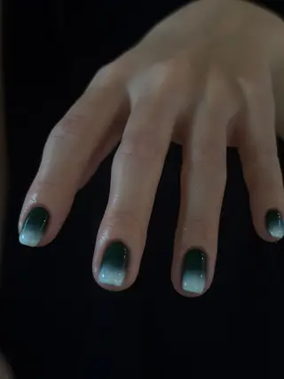 ネイル moe ⠀のネイルデザイン