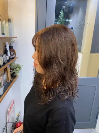 セミロング 🖤🌀くるくる パーマ🌀🖤ayaのヘアスタイル