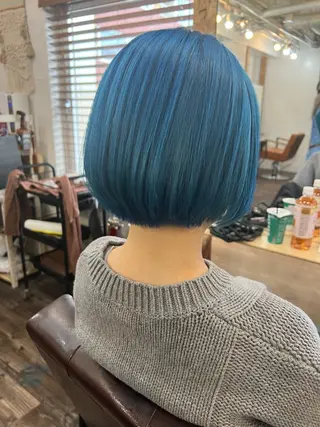 ショート ✨ハイトーン✨透明感 ✨生神　優季のヘアスタイル
