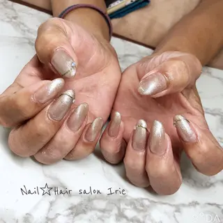 ネイル Hair salon Irie所属・與儀 知佳のネイルデザイン