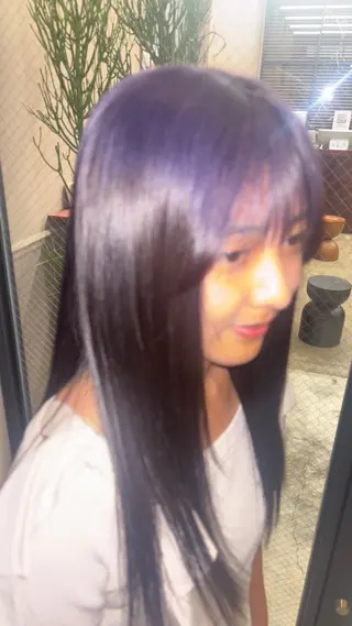 カラー HIBIKI / ブリーチモデルのヘアスタイル