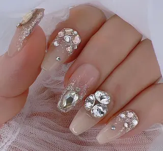 ネイル 大塚眉毛|ハンドケア |肌管理の眉毛・アイブロウイメージ