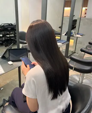 ロング カラー OAK溝の口 天使の輪👑YUKIのヘアスタイル